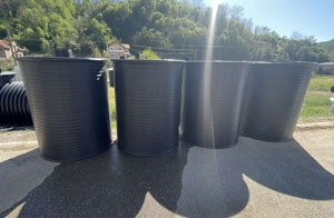 plasticne kace od 2000 litara cena